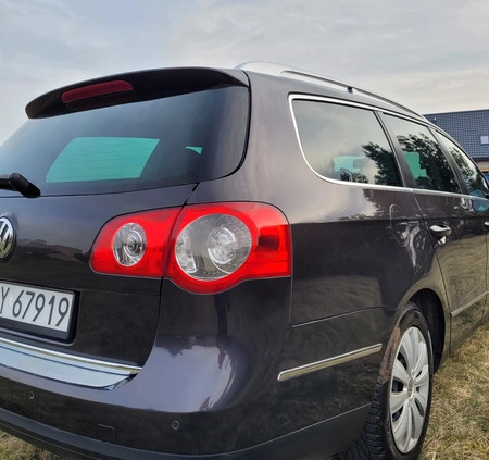 Volkswagen Passat cena 18750 przebieg: 393600, rok produkcji 2007 z Golina małe 301